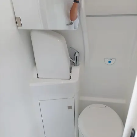 Exclusiv Luxury Camping In Brand New Vw Grand California 600 Tenerife Is In Your Hands 营地 *